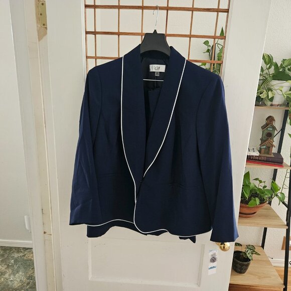 NWT Le Suit Plus Size Shawl-Collar Skirt Suit - Indigo + Vanilla Ice Navy Blue - Picture 2 of 11